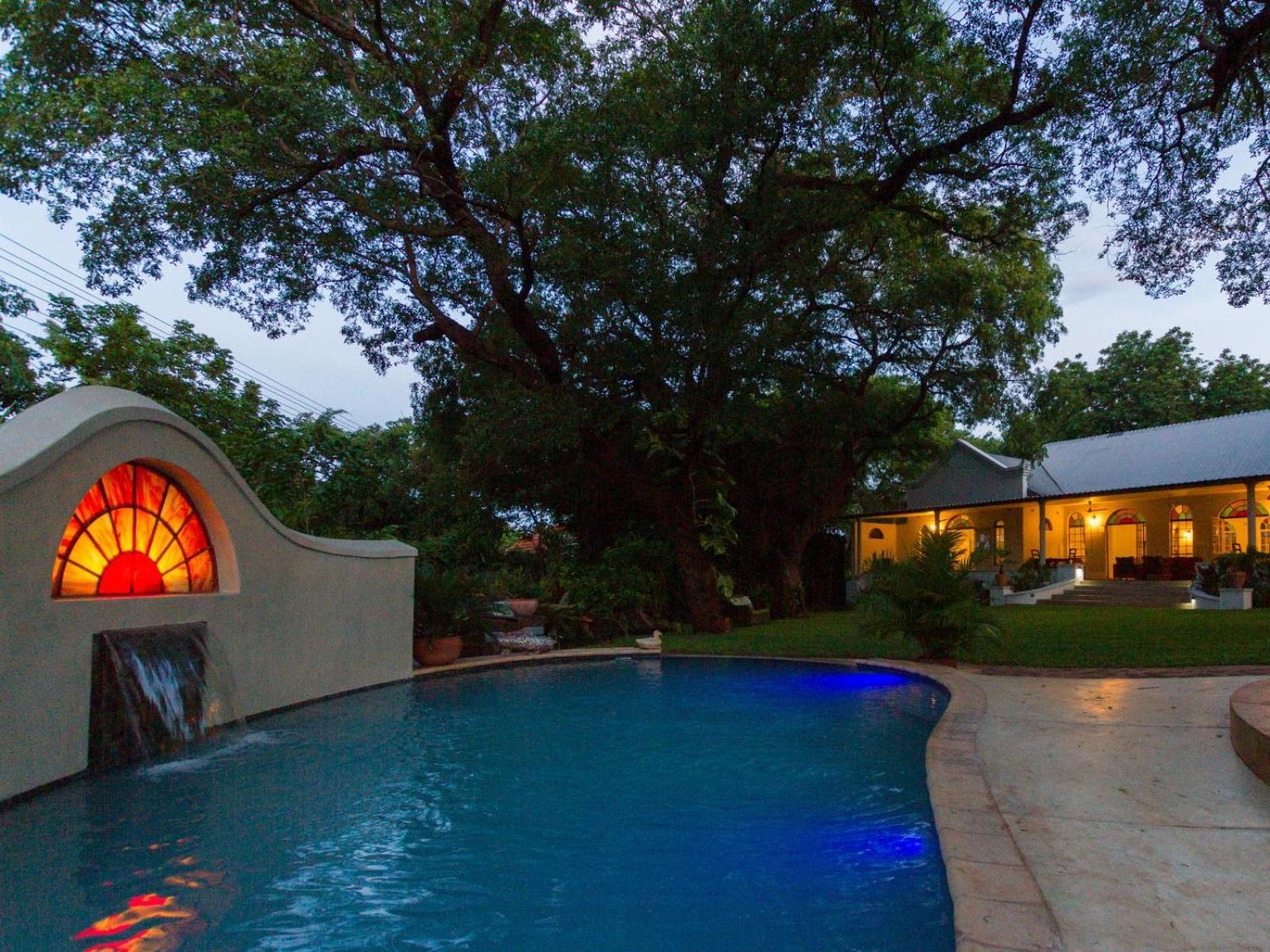 The Courtney Lodge วิกตอเรียฟอลส์ ภายนอก รูปภาพ